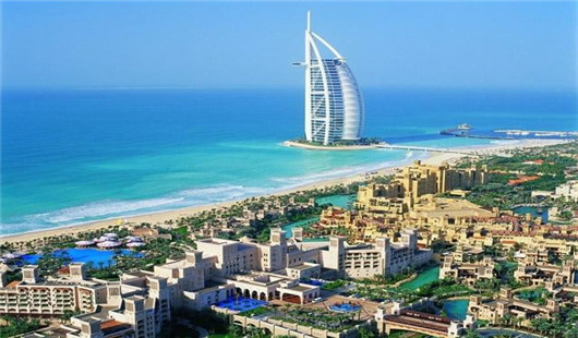 想去迪拜投资买房，哪家中介靠谱