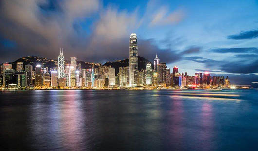 一人讀書，全家即可移居的香港留學！